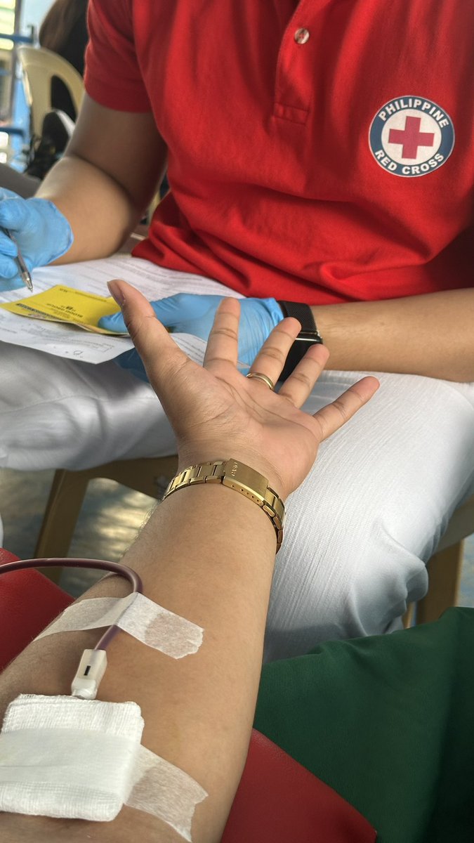 kenosiswiller's tweet photo. I donated blood today! #redcrossph https://t.co/Sl4hN8Qiy9