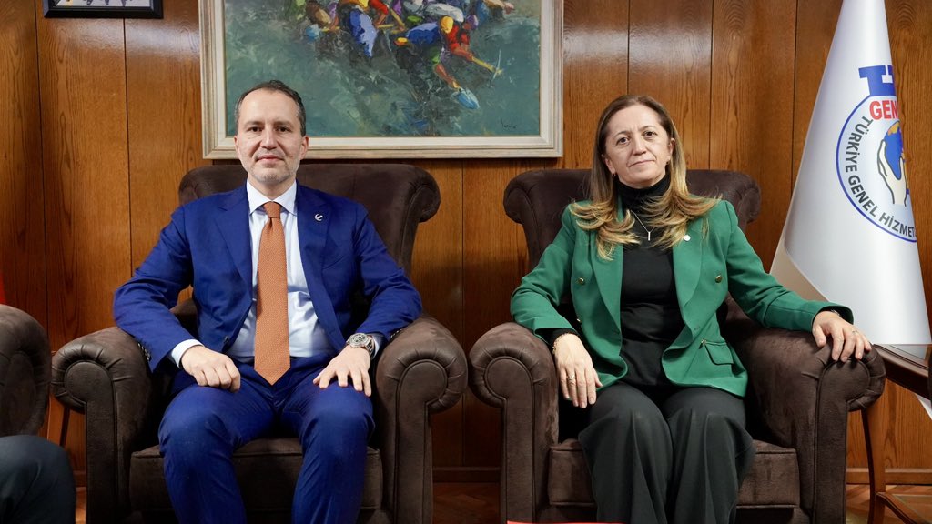 rprefahpartisi's tweet photo. Genel Başkanımız Dr. Fatih Erbakan, DİSK Genel Başkanı Arzu Çerkezoğlu’nu ziyaret etti. https://t.co/cOPCXEXvc2
