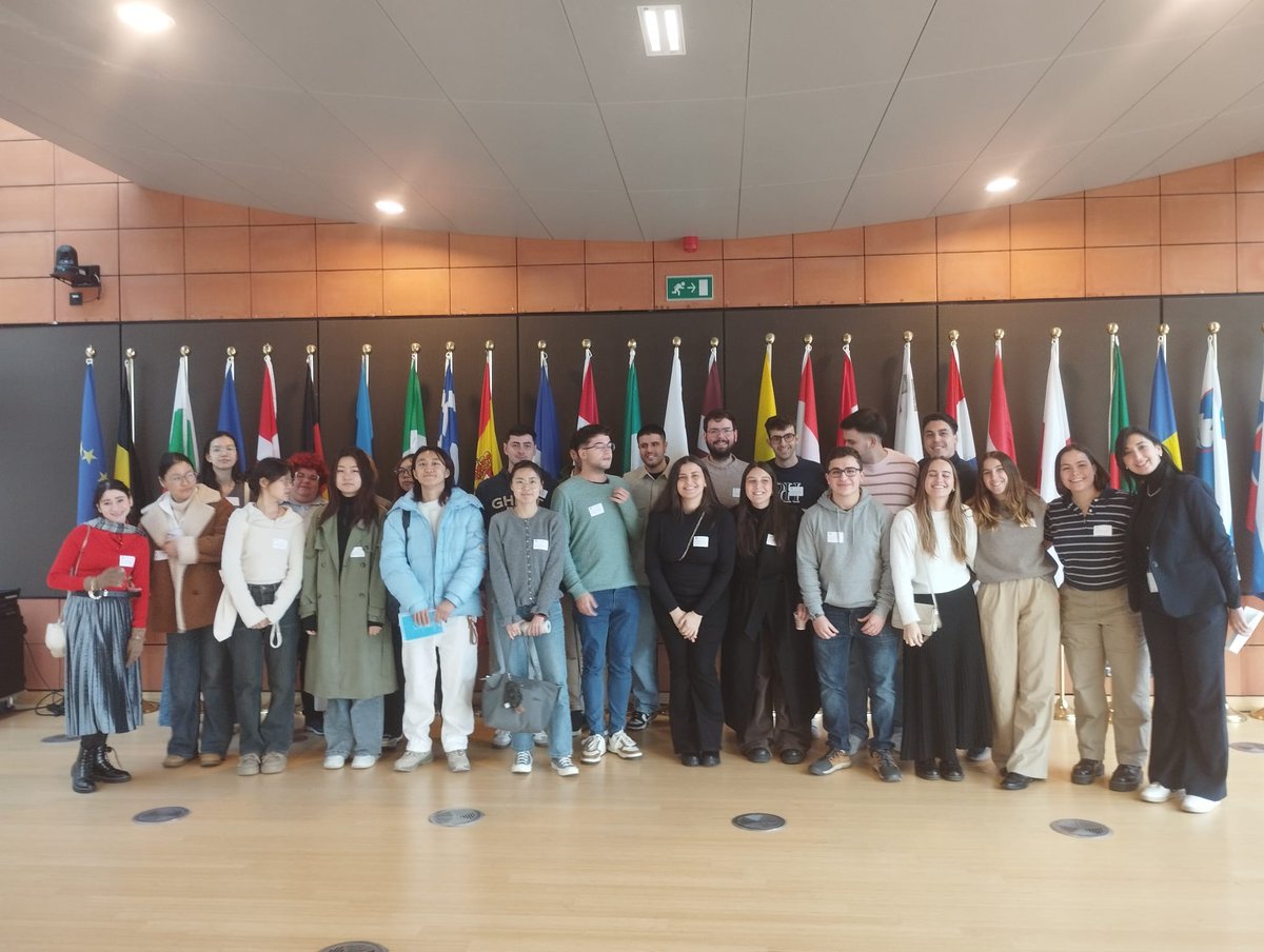 Institut d’Estudis Europeus tweet media