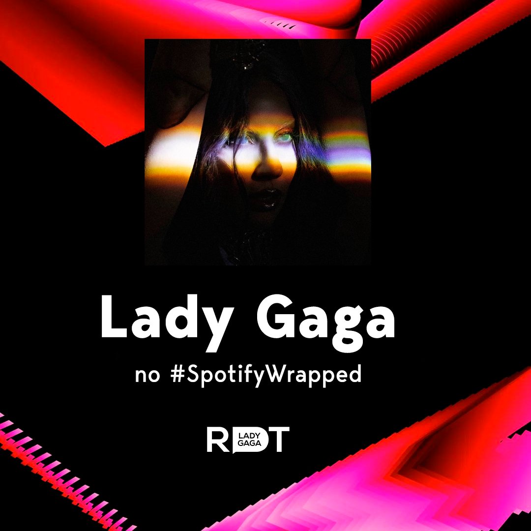 RDT Lady Gaga tweet media