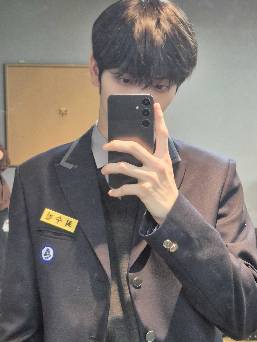 cotton125p's tweet photo. 내가 영원히 제일 사랑하는
우리 수빈이�� 생일을 너무너무 축하해 🤍
이젠 수빈이 생일로 겨울을 맞이하는 게 
너무나도 당연해진 것 같은데
그만큼 수비니가 내 삶에 자연스레 녹아있음을 느껴
하고픈 말을 한 마디에 담을게 많이 사랑해♡

#수빈이가눈꽃으로피워낸한페이지
#OurOceanOfLoveSoobin https://t.co/p6EZm6xFPk
