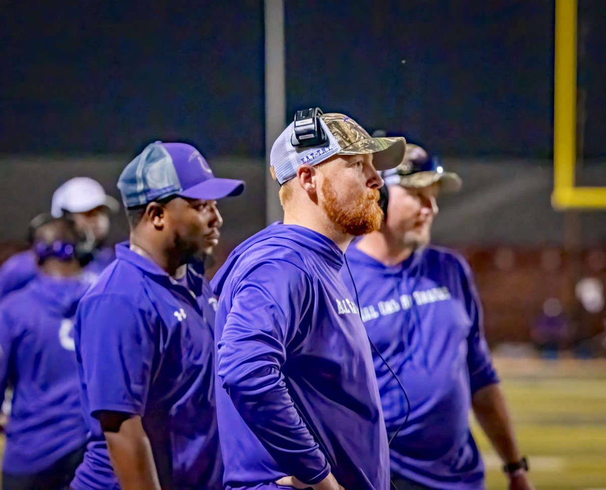 grnell's tweet photo. Coach’m up! https://t.co/6XXQwOfrPl
