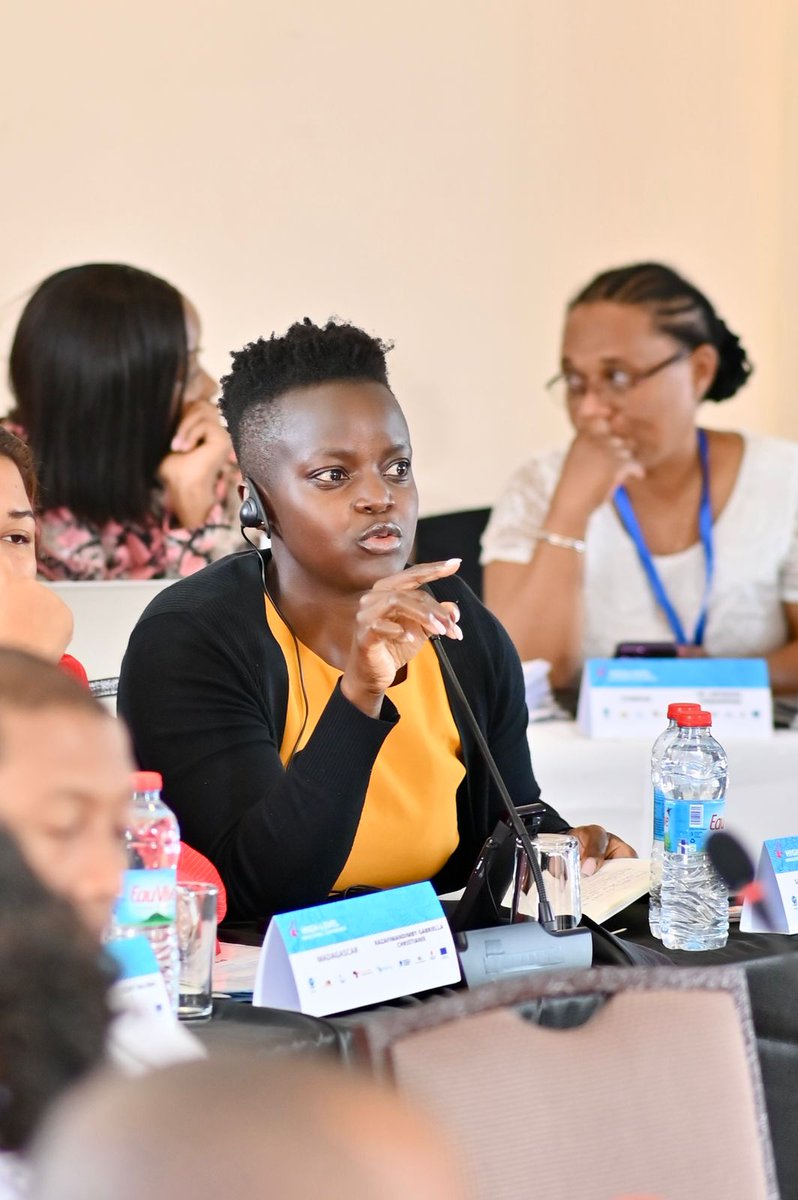 This session explored progress in developing the NAPs on YPS across member states, w/ a focus on identifying gaps &amp; opportunities to enhance youth contributions to national and regional peacebuilding frameworks. It also focused on understanding the CFYPS &amp; pillars
#4thHLMC2024