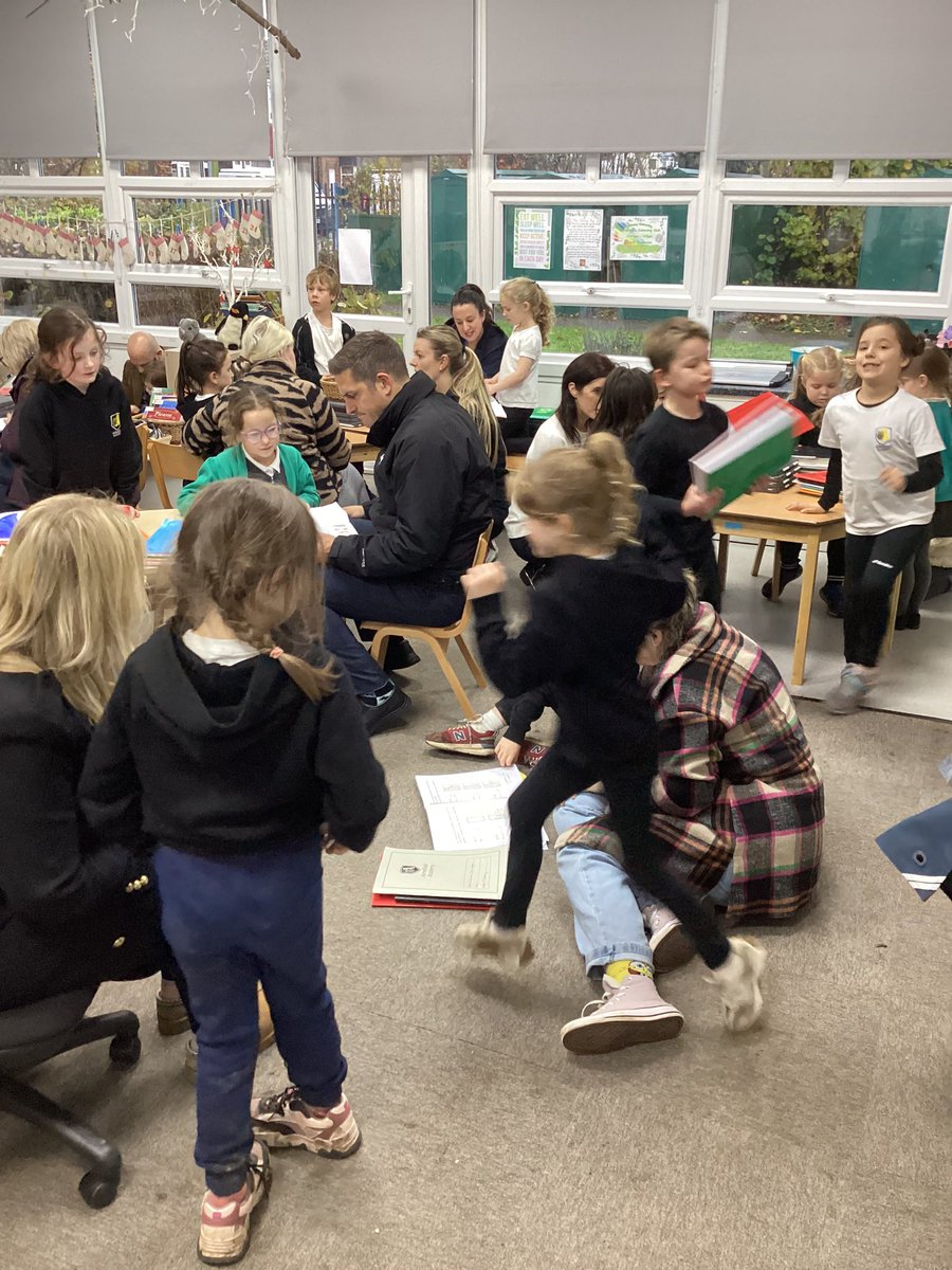 Thank you to everyone who came along to our Share the Learning and Stay and Play this afternoon. It was lovely to see the children’s enthusiasm and pride when sharing their work with family members. Thank you for your support with it!