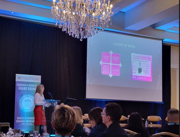 Well done Clare Walsh CNM3, #MRHP who presented on the important topic of Sepsis and Sepsis Management in the Emergency Department.  "Know the symptoms and save lives" Great learning for everyone. #midlandssupergrandrounds