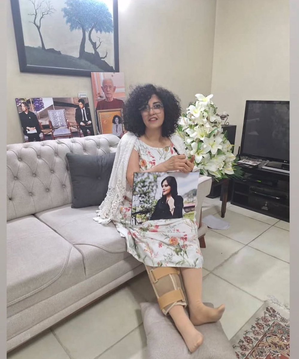 Chirinne Ardakani tweet media