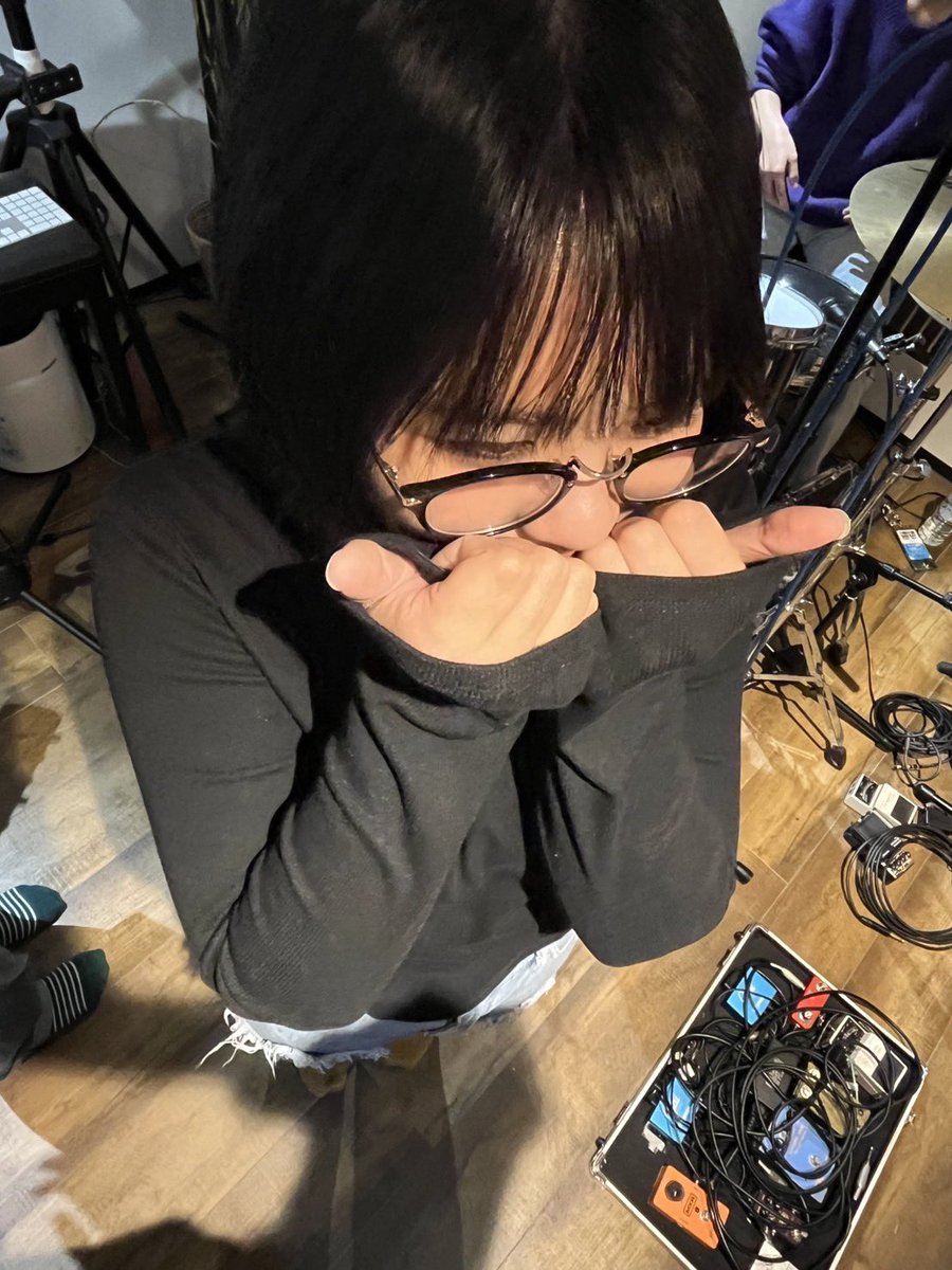 collaboron_'s tweet photo. 【RECしました！】
昨日は、コラボ論の新曲レコのため村でレコーディングをしました！！
楽器隊は終わり残りはボーカルとコーラスのみ！
みなさん期待して待っててね。

#バンド　#レコーディング #名古屋 https://t.co/0BZDEN3KD9