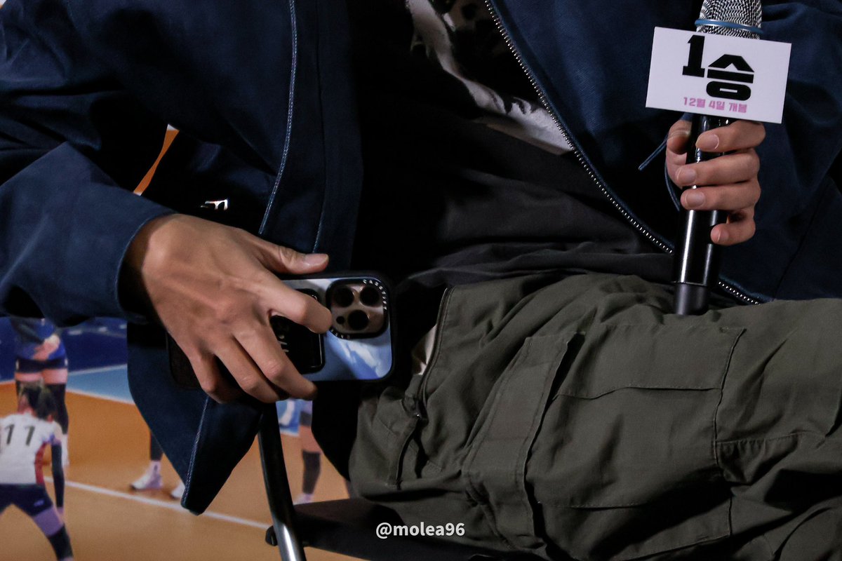 molae96's tweet photo. 241204 1승 메가토크 박정민

제발 그의 손을 보지마 https://t.co/KDilZGjbp1