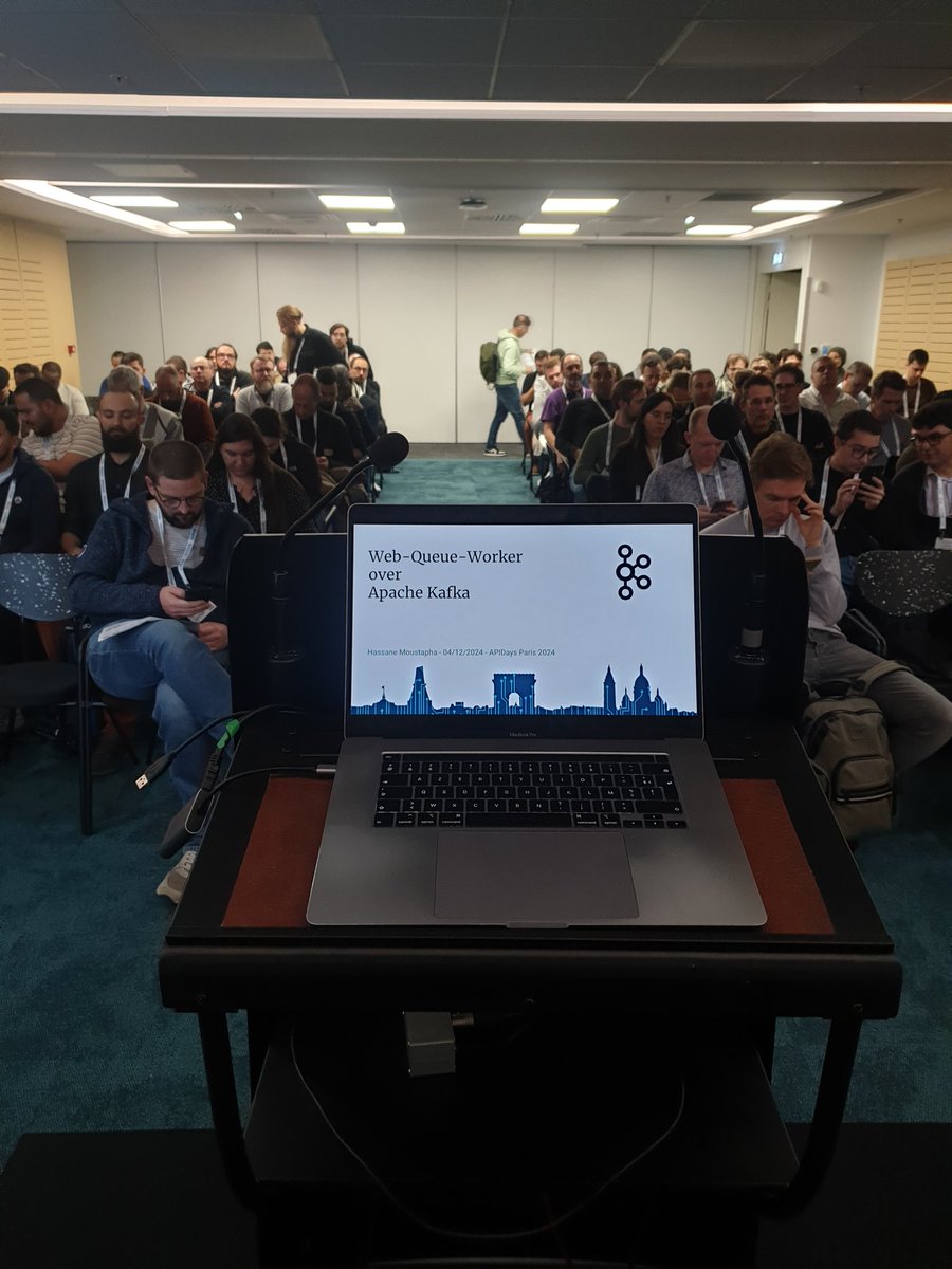 _hkairi's tweet image. Web-Queue-Worker over Kafka #apidays #apidaysParis2024 #apachekafka #distributed #systems #apipatterns