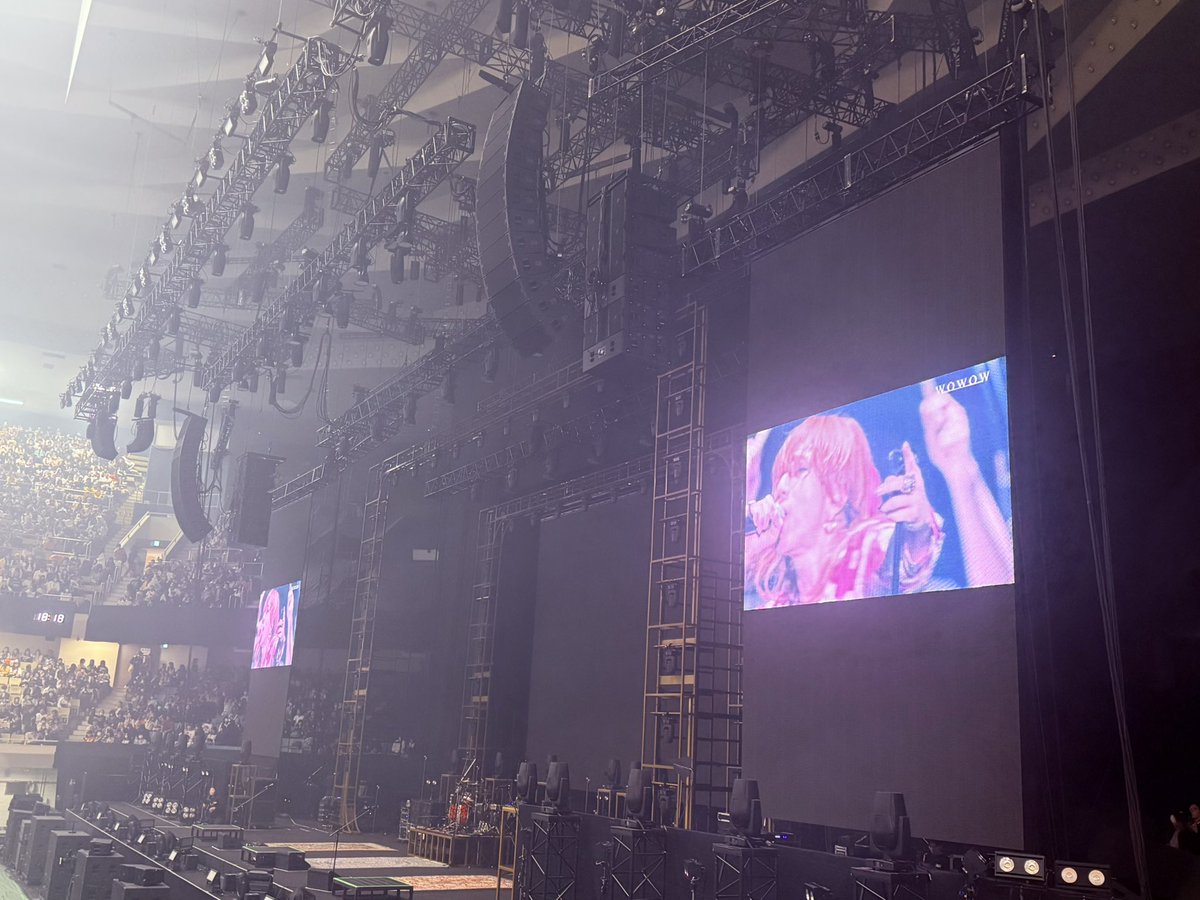 miyu2am's tweet photo. 「一人一人がビーバーの生きてて良かったになってる」ってぶーやんが言ってくれた　泣いちゃう🥹
ビーバー4人の笑顔が私のシアワセ
日本武道館 -Day2-ツアーファイナル
最高だったよ✨

そして重大発表　
マリンスタジアム‼︎🤩

#SUPERBEAVER
#SUPERBEAVER武道館 
#ツーツーウラウラ https://t.co/eHBVghgmco