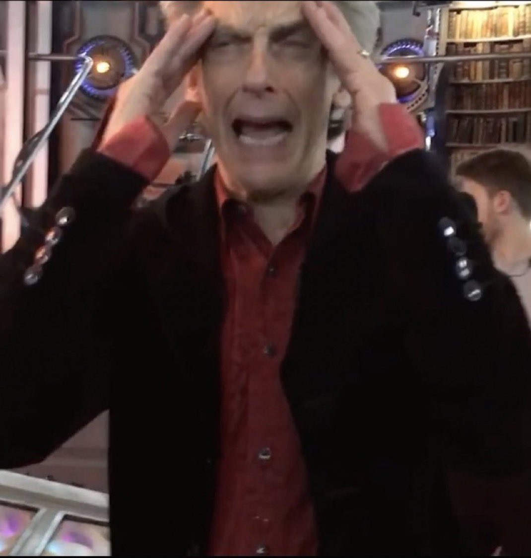 Whoever is gonna go and see Peter Capaldi perform tomorrow I’m so jealous of y’all, but I hope y’all have a great time 😭