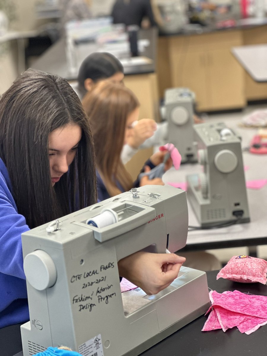 Rogers Public Schools Launch tweet media