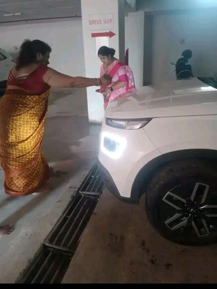 And always remember that:- Saying "No, I'm not ready, tomorrow, maybe next week" are the worst excuses ever because procrastination delays your freedom financially as well.
Don't be scared to get started, It's all happening here live and people are earning money and establishing