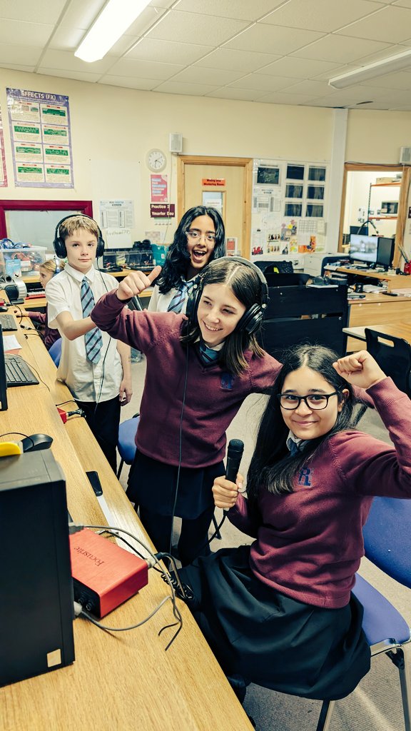 Some great "found sounds" being recorded in Music Tech club this evening! 🎤🎛️🎤