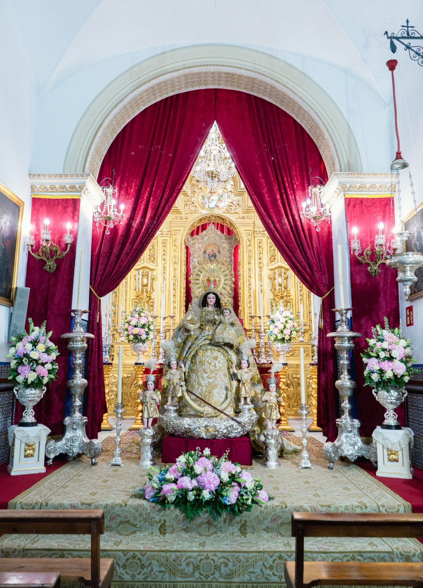 HdadConsolacion's tweet photo. ACTUALIDAD | La Stma. Virgen de Consolación Patrona de Carrión de los Céspedes expuesta en devoto Besamano extraordinario con motivo del II Congreso Internacional organizado por la @Archisevilla1 
Del 4 al 8 de diciembre.
📸 Loreto Cuadrado, Rafa Amor https://t.co/psgWBq4W1C