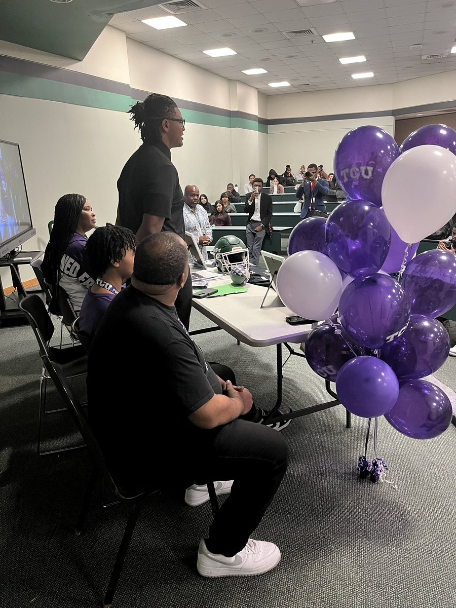 Spring ISD Athletics (@springisdathl) on Twitter photo Congrats to Floyd Guidry on signing his Letter of Intent to play football at TCU and graduating early—a remarkable achievement that’s no easy task! 🎉🏈🐸 <a href="/TCUFootball/">TCU Football</a> <a href="/FloydGuidry99/">Floyd ’’The Juggernaut‘‘ Guidry</a> <a href="/SpringFootball/">Spring Lions HS Football</a> <a href="/SpringISD/">Spring ISD</a> <a href="/single_antonio/">Antonio Singleton</a> #GoFrogs #HardWorkPaysOff Congrats to Floyd Guidry on signing his Letter of Intent to play football at TCU and graduating early—a remarkable achievement that’s no easy task! 🎉🏈🐸 <a href="/TCUFootball/">TCU Football</a> <a href="/FloydGuidry99/">Floyd ’’The Juggernaut‘‘ Guidry</a> <a href="/SpringFootball/">Spring Lions HS Football</a> <a href="/SpringISD/">Spring ISD</a> <a href="/single_antonio/">Antonio Singleton</a> #GoFrogs #HardWorkPaysOff