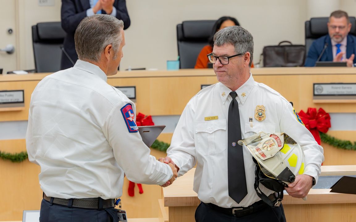 cityofcc's tweet image. Join us in recognizing Randy Paige, our @CorpusChristiFD Assistant Fire Chief and Fire Marshal. He was recognized at a City Council meeting on Tuesday, December 3, after dedicating over 36 years of service to the city. He will retire on January 12, 2025. #CorpusChristi #CCFD