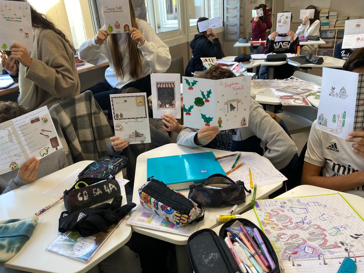 Collège Pierre Mendes France (@collegemendes) on Twitter photo 5ème année d'échange épistolaire avec les correspondants italiens 🇮🇹 qui apprennent le français 🇫🇷, on les motive avec de belles cartes de voeux , un projet de classe de Mmes Carka et Latorse.
<a href="/SRAREICPoitiers/">SRA-REIC Poitiers</a> 5ème année d'échange épistolaire avec les correspondants italiens 🇮🇹 qui apprennent le français 🇫🇷, on les motive avec de belles cartes de voeux , un projet de classe de Mmes Carka et Latorse.
<a href="/SRAREICPoitiers/">SRA-REIC Poitiers</a>