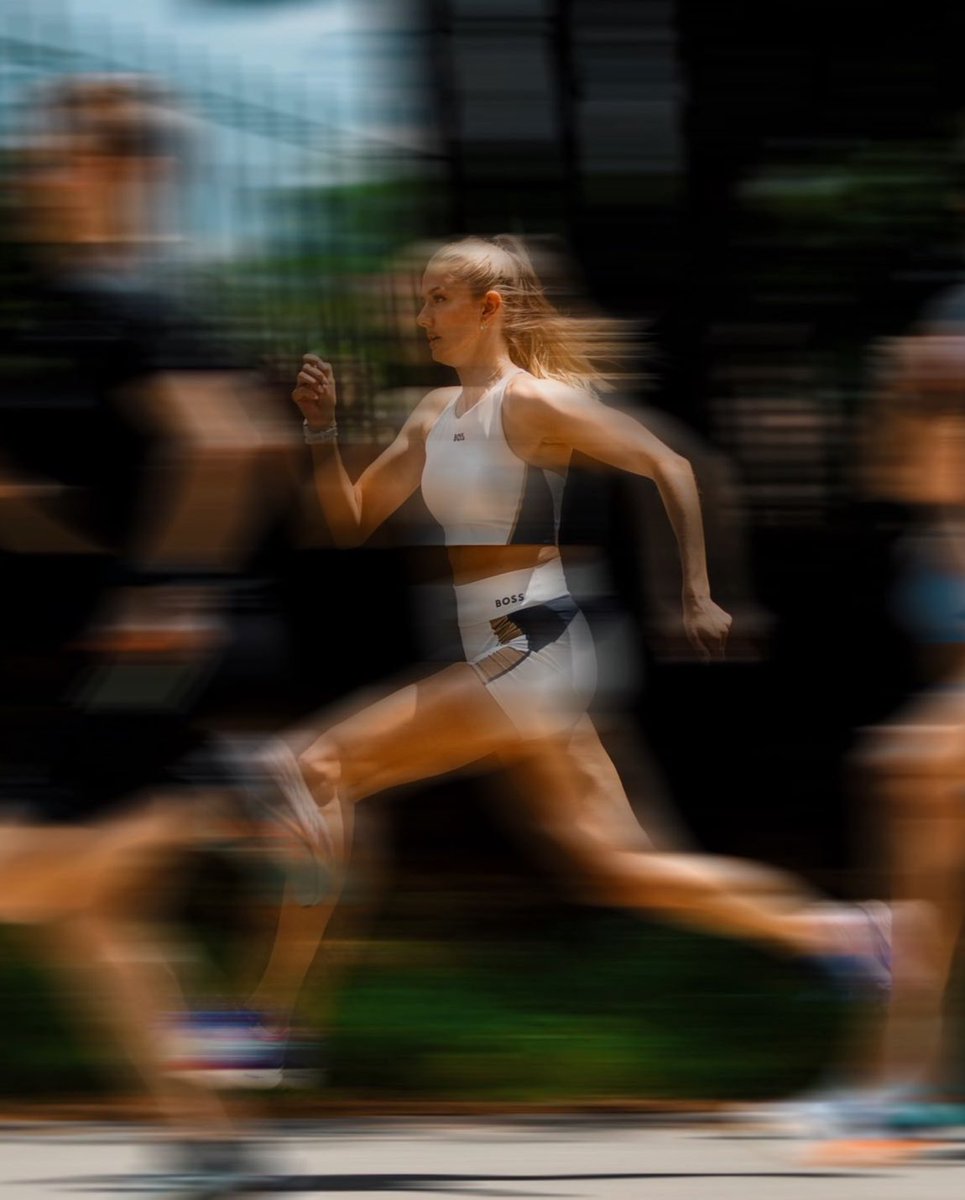 alica schmidt tweet media