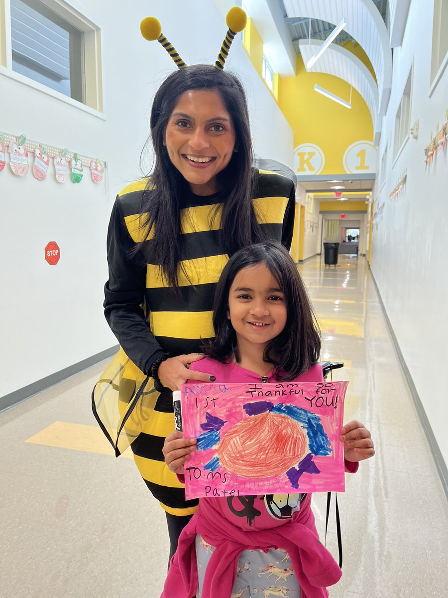 Kids are absolutely the best…thank you, Aaria, for my beautiful art! ✨🫶🏽✨ <a href="/HickoryRidgeES/">Hickory Ridge Elementary</a> <a href="/CabCoSchools/">Cabarrus Co. Schools</a>