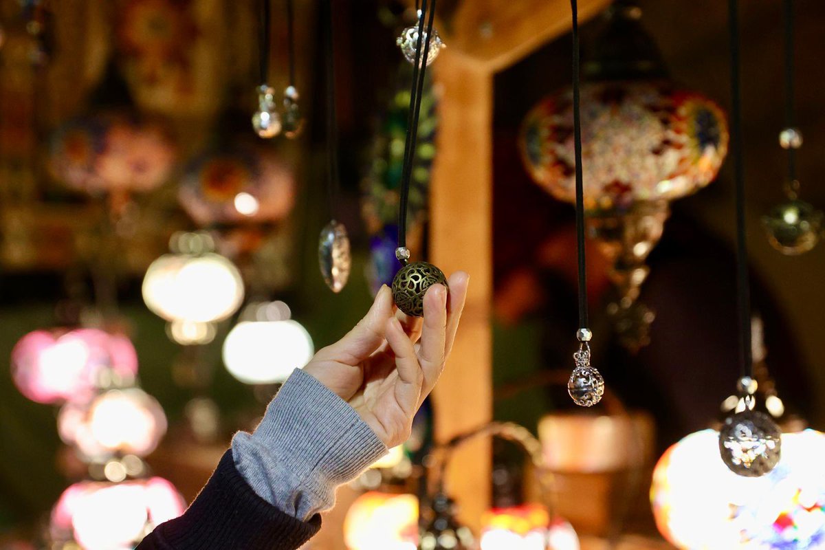 Avui s'ha inaugurat l'XVIII Mercat Medieval de #Viladecans 🥰🏰

Organitzat per <a href="/XarxaComercial/">Xarxa Comercial</a>, trobareu un campament medieval, atraccions infantils🥰 i espectacles itinerants... que podreu gaudir fins diumenge 24 de novembre pel Barri Antic i l'Eixample🤩

Us esperem😊!