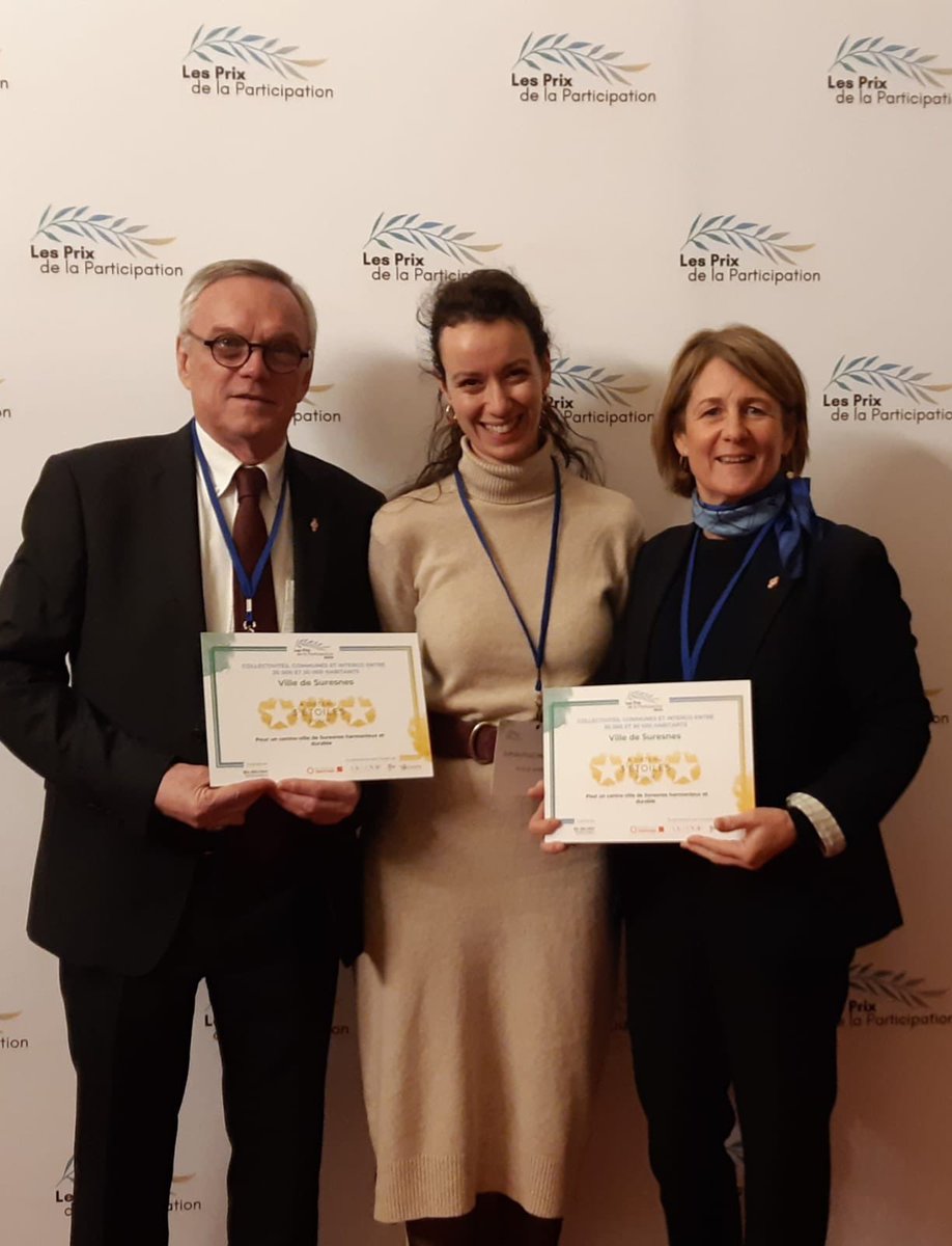 Prix de la participation : honorée de recevoir avec <a href="/jacon_bruno/">JACON Bruno</a> la distinction 3 étoiles pour la démarche de concertation sur le réaménagement du Centre Ville <a href="/villedesuresnes/">Ville de Suresnes</a> <a href="/BOUDYGuillaume/">Guillaume Boudy</a> <a href="/CNDPDebatPublic/">Commission nationale du débat public (CNDP)</a> <a href="/deciderensemble/">Décider ensemble</a>