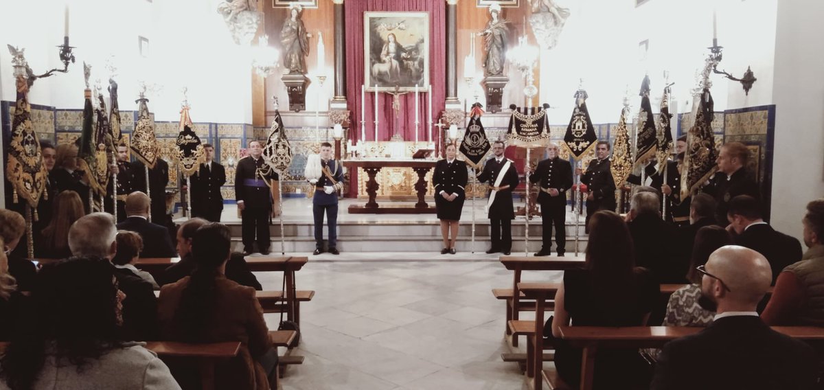 Comienza la Misa del Consejo de Bandas en honor a #SantaCecilia24 en el Convento de <a href="/capuchinossvq/">Convento de Capuchinos de Sevilla</a> 

Están representadas con sus banderines todas las formaciones musicales de nuestro colectivo.