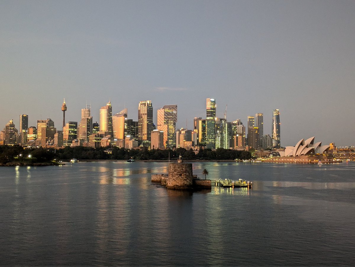 WansbroughsBlog's tweet image. We have just arrived back in Sydney after our circumnavigation cruise of Australia. 
@PrincessCruises
#ILoveThis
#ComeBackNew
#PrincessCruises
#CrownPrincess