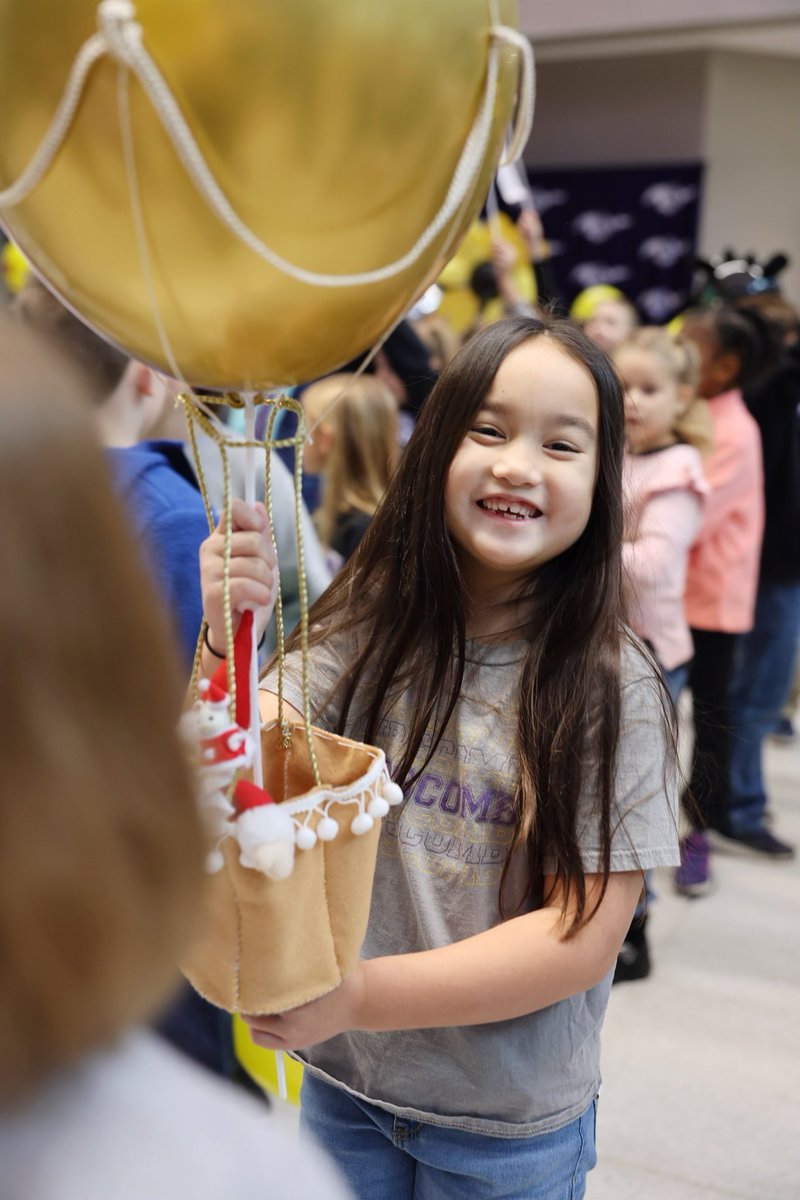 Balloons Over Lipscomb brought creativity to new heights! 🎈🎉 Our students designed their own balloon floats inspired by the Macy's Day Parade, and the results were spectacular. What a fun and festive way to kick off the Thanksgiving season!