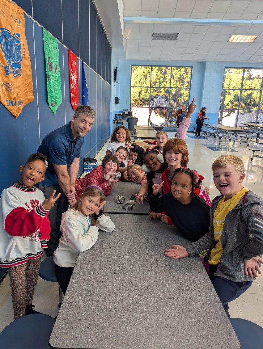 Dillard Drive Magnet Elementary (@dillardmagnetes) on Twitter photo Thank you, Geologist Smith, for sharing your expertise on rocks with 2nd graders. Between completing our research & this informative parent presentation, we're ready to be expert paleontologists for our Fall Fossil Museum! 🪨 🦕 🐚 <a href="/MollyMo518/">Molly Montgomery</a> Thank you, Geologist Smith, for sharing your expertise on rocks with 2nd graders. Between completing our research & this informative parent presentation, we're ready to be expert paleontologists for our Fall Fossil Museum! 🪨 🦕 🐚 <a href="/MollyMo518/">Molly Montgomery</a>