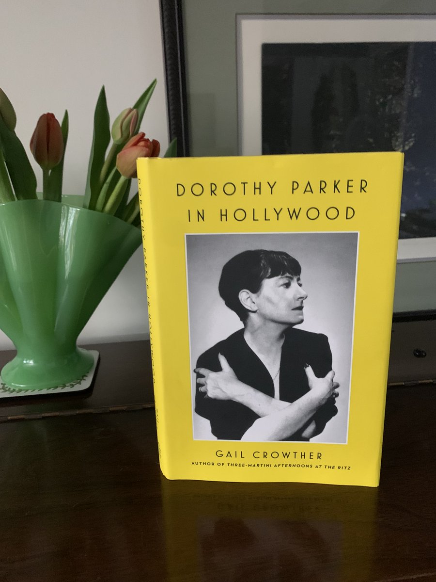 janetsomerville's tweet image. #FridayReads DOROTHY PARKER IN HOLLYWOOD by Gail Crowther. Out now from @GalleryBooks. A timely read considering Parker's social justice advocacy esp. in the 1930s/1940s. #biography #readwomen