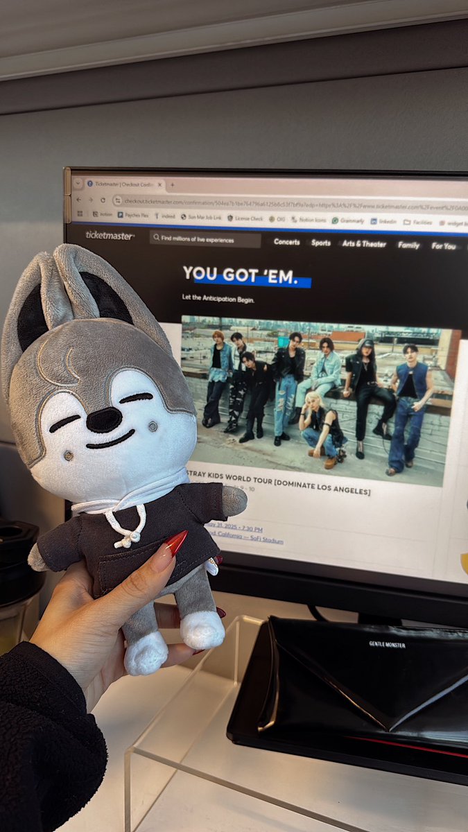 SEE YOU IN LA !!!! <a href="/Stray_Kids/">Stray Kids</a> 🥹🫶🏼