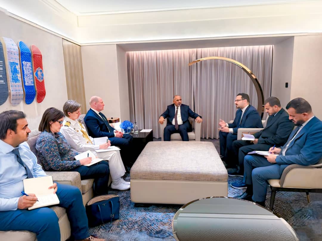 #أضواء_الوطن | الزبيدي في الرياض : حضور سياسي يعزز مكانة المجلس الانتقالي الجنوبي على الساحة الإقليمية والدولية
 adwaalwatan.com/3622890/