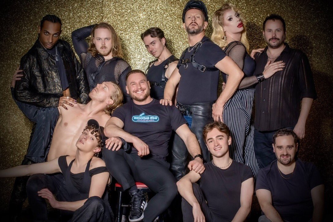 le_crass's tweet photo. Only 1 more performance of @SStarMusical tomorrow @2BrewersClapham - come see this fresh, fun and lively new musical with a stunning team behind/in it including @Divinadecampo @HansBerlinxxx  - directed by moi 💋 https://t.co/Xz2Y2suWSX