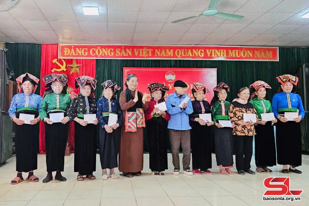 Gen Ho Chi Minh tweet media