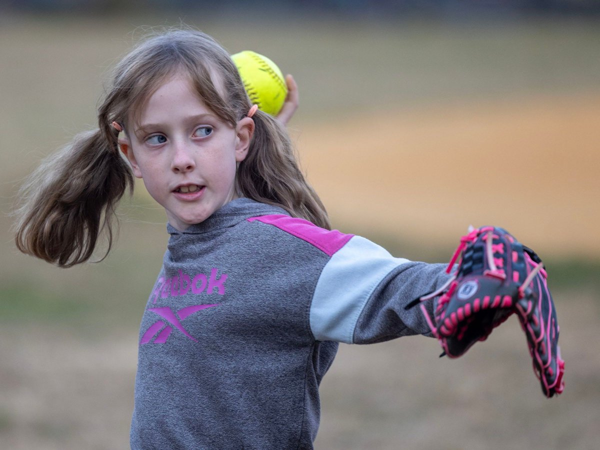 Swinging into fall! The Jersey City Department of Recreation &amp; Youth Development hosted Girls Softball Clinics at Enos Jones Park and Pershing Field, sparking inspiration for the next generation of softball superstars! Check out jcrec.recdesk.com to explore all programs!
