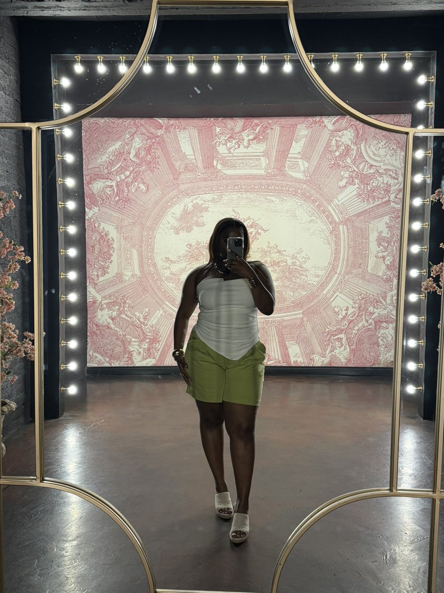 MandzNotHot's tweet image. This aesthetic is growing on me