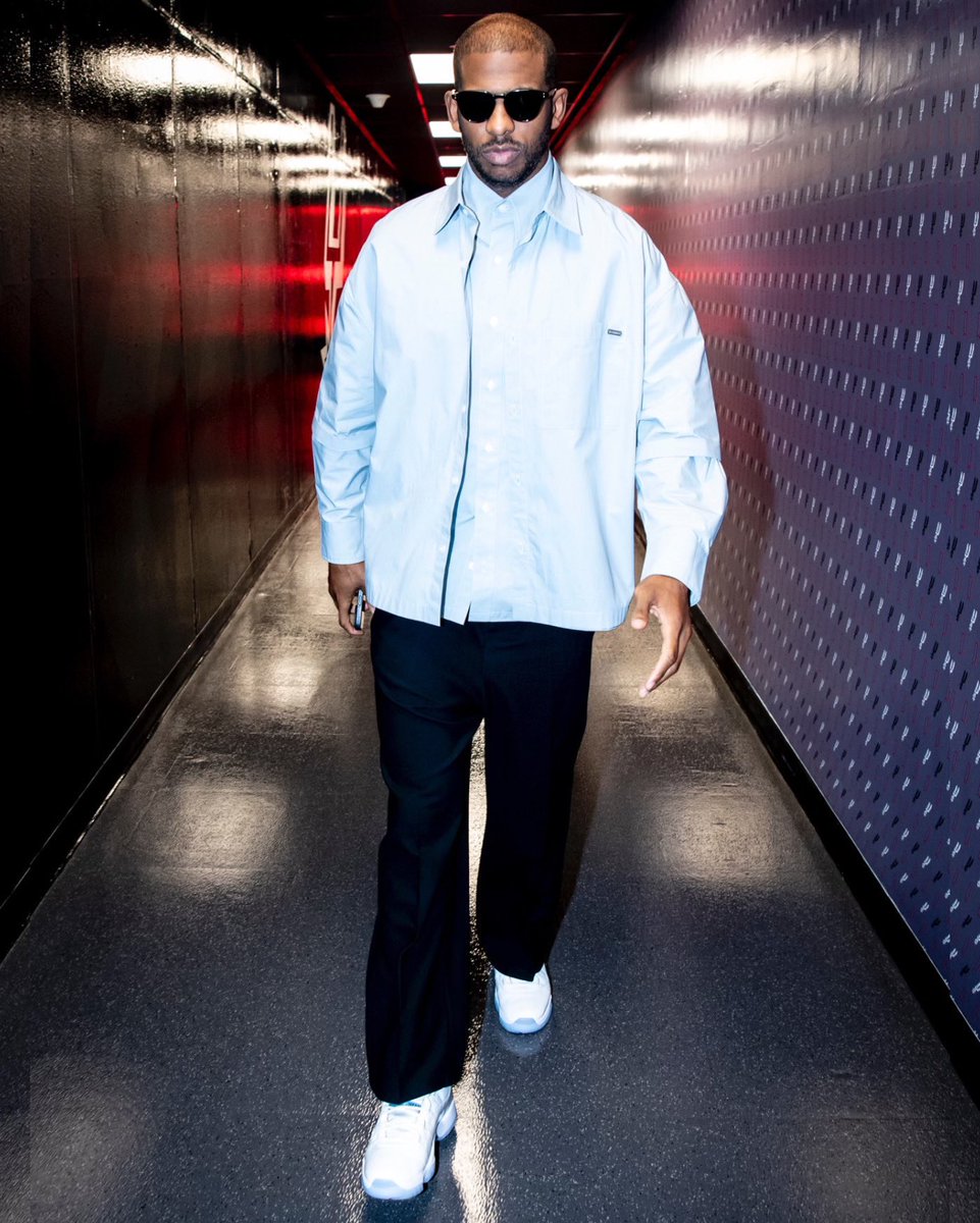 chris paul wearing jordan 1