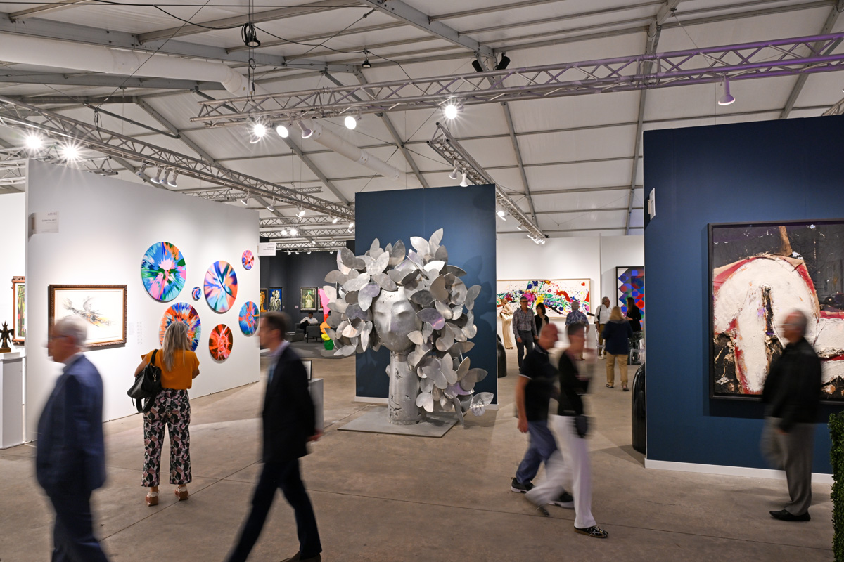pamm's tweet image. Our partner fairs Art Miami and CONTEXT Art Fair return to the heart of downtown Miami for an exciting kickoff to Miami Art Week 2024. Join us for the VIP Preview benefiting PAMM on Tuesday, December 3. bit.ly/4eBj016