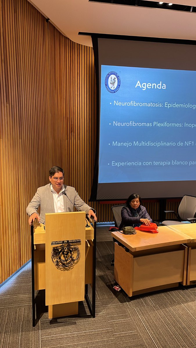 FacMedicinaUNAM's tweet photo. “La neurofibromatosis tipo 1 (NF1) o enfermedad de Von Recklinghausen, es de origen genético. El diagnóstico temprano y manejo multidisciplinario es importante para ofrecer una mejor calidad de vida”: Dr. Rodrigo Moreno Salgado, del @HIMFG
https://t.co/Xq2yBHkp6w 🔍
#GacetaFacMed https://t.co/H7oASigLrc