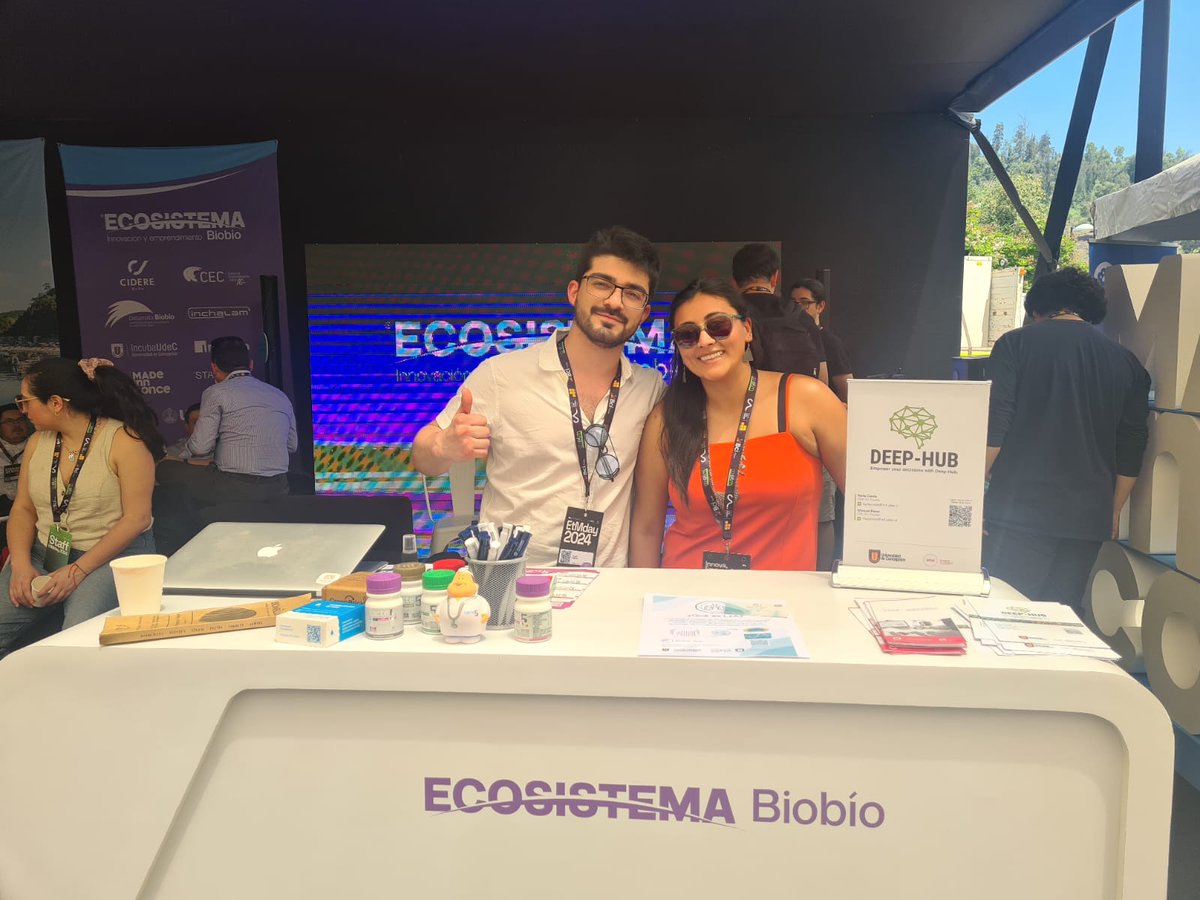 Universidad de Concepción (@udeconcepcion) on Twitter photo #VinculaciónUdeC: Con un stand en el espacio "Ecosistema Biobío", abierto a consultas, encuentros y colaboración para emprendedores, participa <a href="/INCUBAUDEC/">IncubaUdeC</a> en el #EtMDay 2024, evento que visitó el Pdte. de la República <a href="/GabrielBoric/">Gabriel Boric Font</a>, en el Parque Bicentenario de Vitacura.
Hilo 👇 #VinculaciónUdeC: Con un stand en el espacio "Ecosistema Biobío", abierto a consultas, encuentros y colaboración para emprendedores, participa <a href="/INCUBAUDEC/">IncubaUdeC</a> en el #EtMDay 2024, evento que visitó el Pdte. de la República <a href="/GabrielBoric/">Gabriel Boric Font</a>, en el Parque Bicentenario de Vitacura.
Hilo 👇