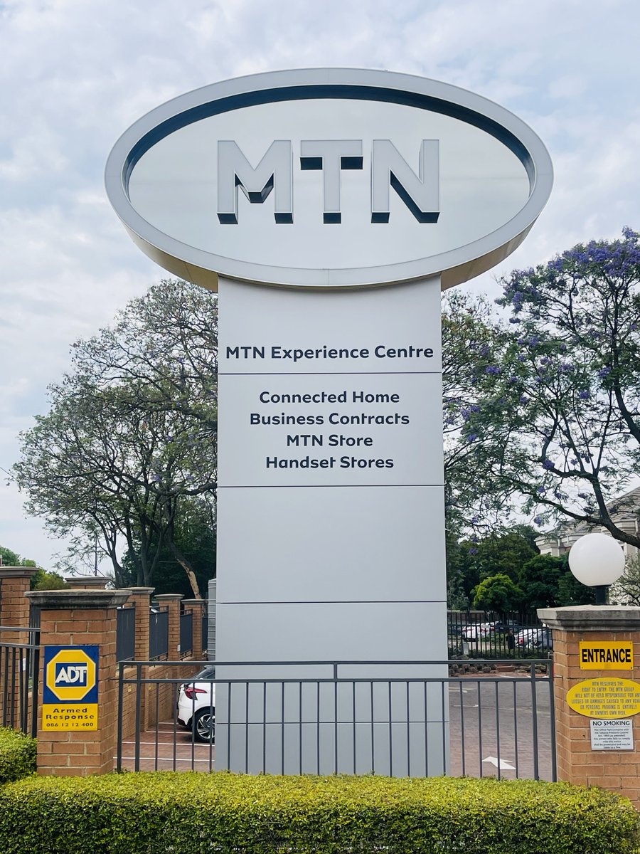 Zulu_Goku's tweet image. Ready, set, SUMMER TIME🔥! 

💸 This Saturday, head to the MTN Experience Centre (Cnr Summit &amp;amp; Rivonia Road) from 9am-3pm and snag unbeatable Black Friday deals!

Plus, explore the latest tech and stand a chance to win amazing prizes with @MTNza ! 💛

#WINWINSummer #MTNSummer