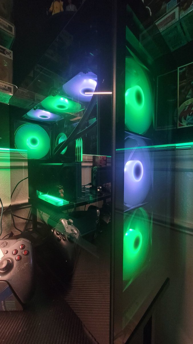 PaceTWyte's tweet photo. @NZXT Bestest feeling! https://t.co/2G2x35D1ho