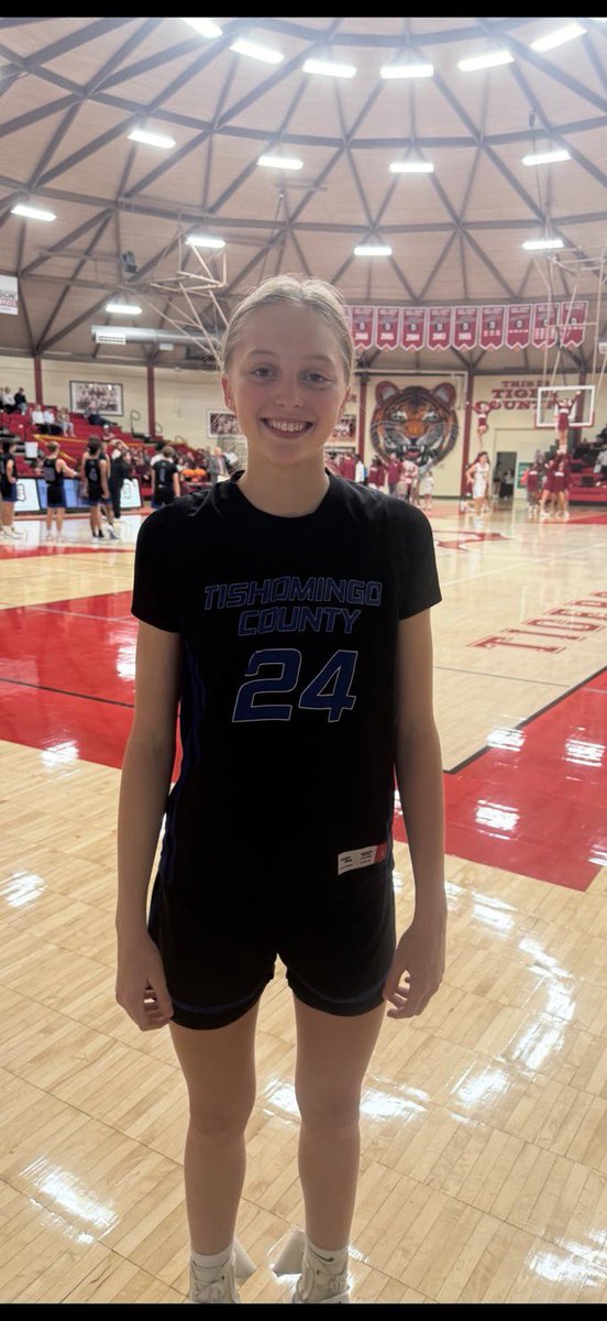 ALSoStarz's tweet image. STARZ NIKE EYBL 2018 5-11 Guard MEG MOORE scored 23 Pts to lead 4A-Tishomingo County (MS) to a tough 51-48 Road WIN at Deshler (AL) HS!  Magnolia Hoops Player of the Game! Congrats to @MegMoore0!  👏 Go STARZ!  ⭐️