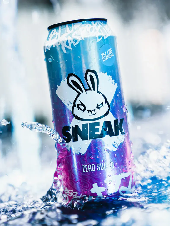 SneakEnergy's tweet photo. SUPERFIZZY CANS 🍾

Long story short, we accidentally made some mega-fizzy cans that foam when they're opened at room temperature. You can still enjoy them, but please... SERVE CHILLED STRAIGHT FROM THE FRIDGE.

Get 50% off with code FIZZY. Enjoy! https://t.co/26ZOftt7m9 https://t.co/tR04MPdqTM