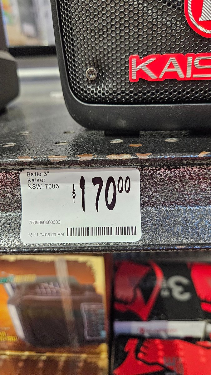 Randolphlic's tweet photo. @Chedrauioficial de #teziutlan no respetan los precios marcados @Profeco resulta ahora cuests $ 295.00 y ya no me quieren vender nada https://t.co/hOTXmTE9uN