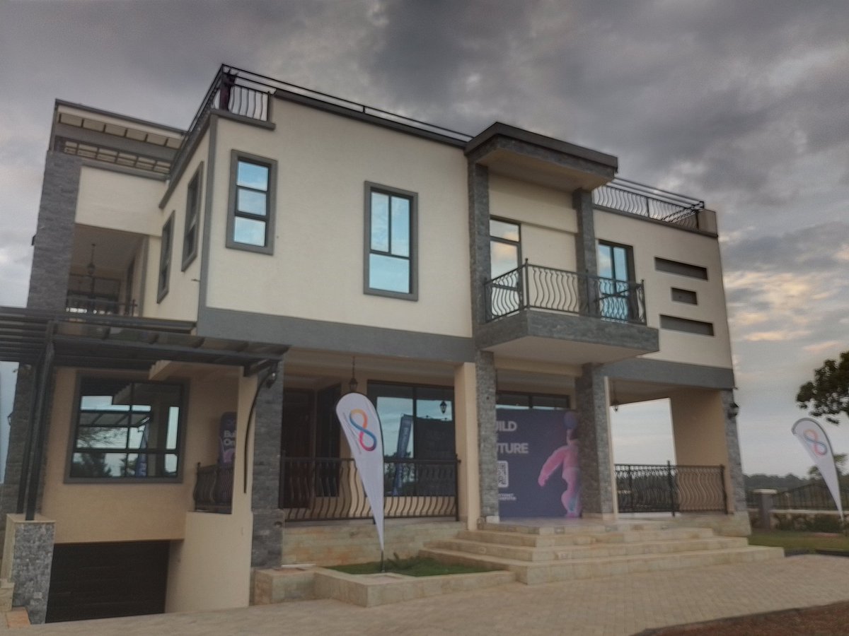 bellahChris_'s tweet image. #Megahackathon2.0#icphackerhouse
@icphub_KE