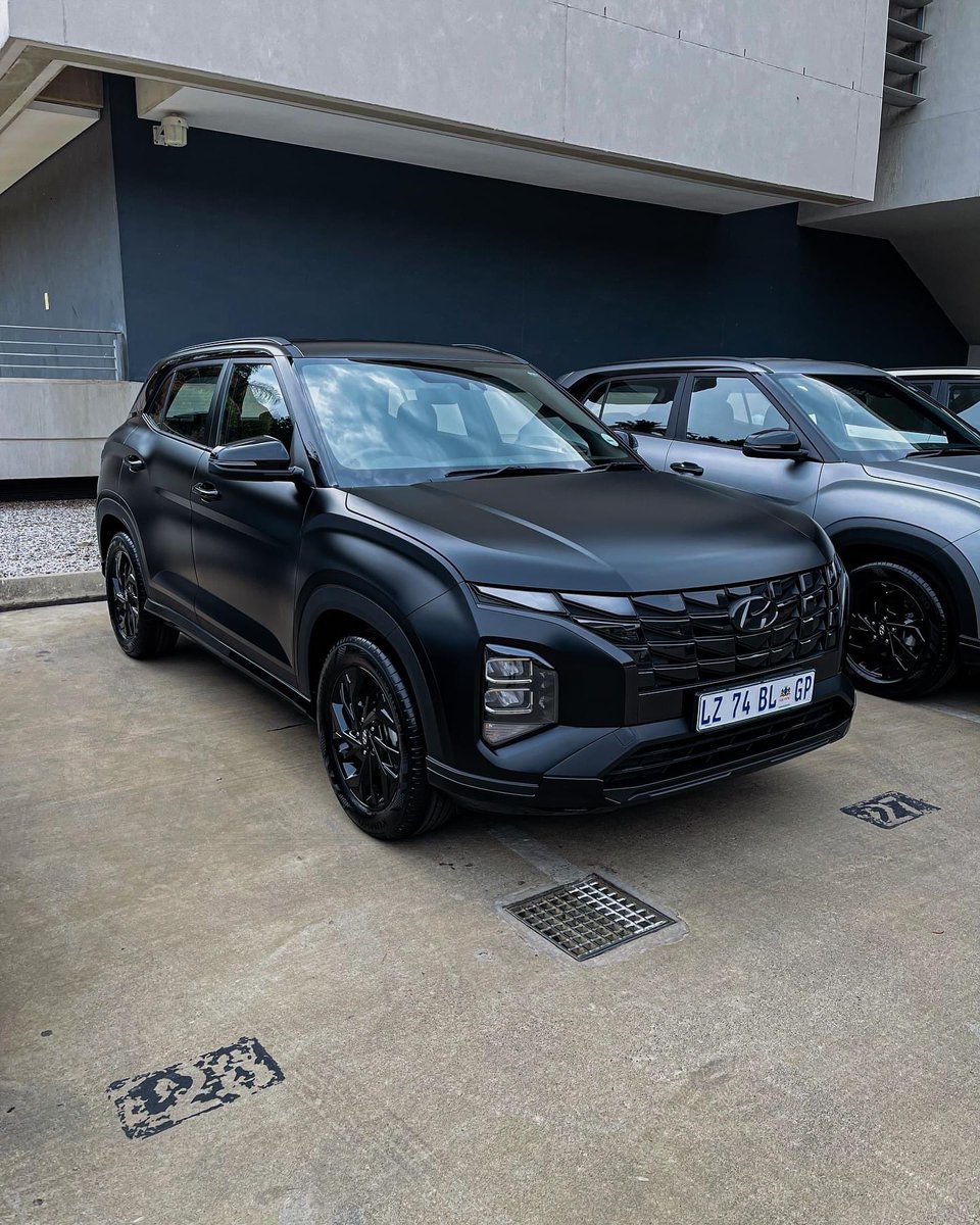 Quin_CC's tweet photo. Hyundai will never cease to amaze me. They have the most updated vehicle model lineup. Here is Hyundai Creta starting at R449500 for the base model. #hyundai #hyundaicreta #cars #HyundaiMotorsport https://t.co/vWdKLSvewi