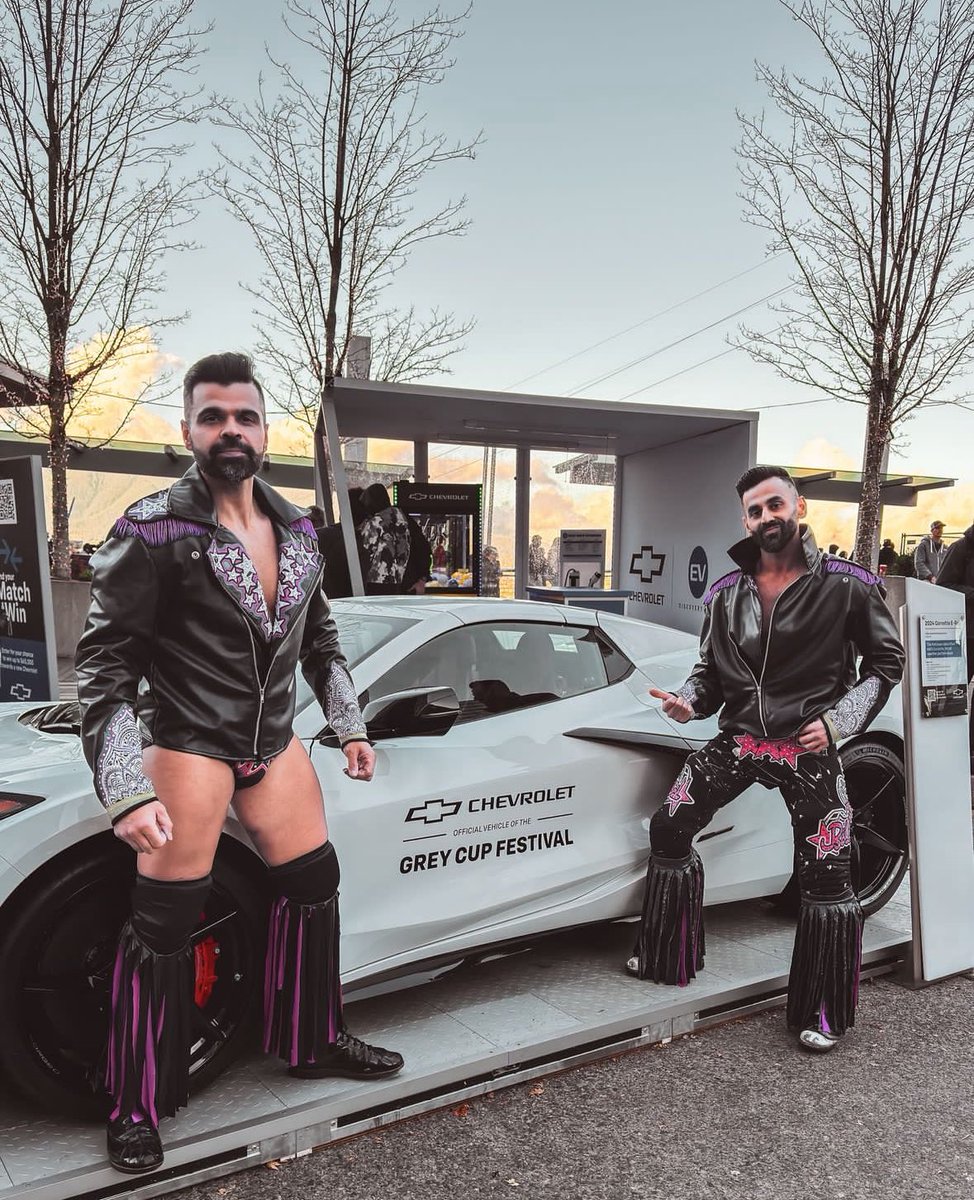 Hey guys, we had some last minute cancellations in December (first week of December open up) if you’d like to have us on your shows, please hit us up. Guaranteed a Bolly-good time 👍🏽

Car not included. (But we can bring Punjabi food) 

Bollywoodbooking10@gmail.com