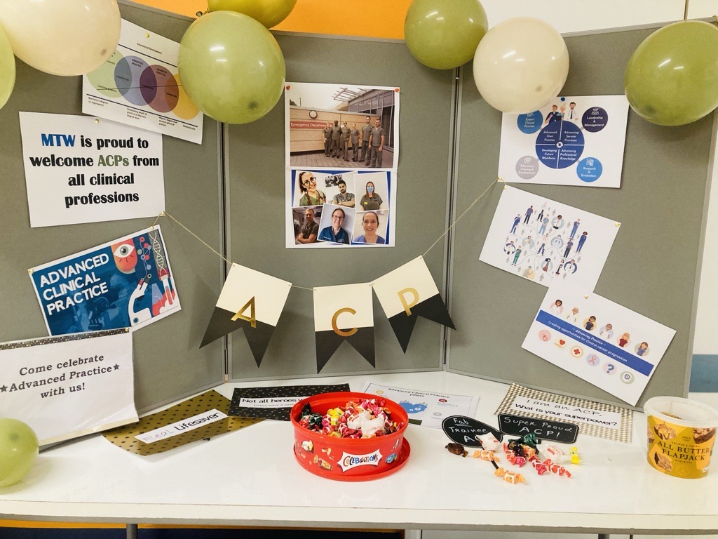 MTWnhs's tweet image. We have 60+ Advanced Clinical Practitioners (ACPs) &amp;amp; trainees from backgrounds including nursing, pharmacy, paramedics and occupational therapy.

We&apos;ve been celebrating them as part of the recent #AdvancedPracticeWeek! ⭐